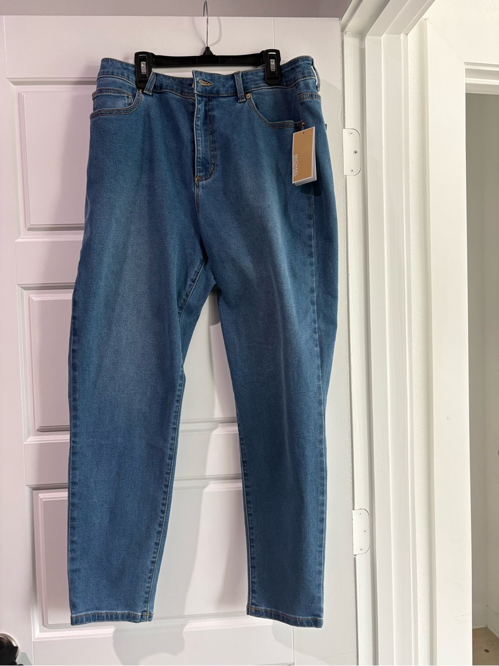 Classic High-Rise Blue Jeans